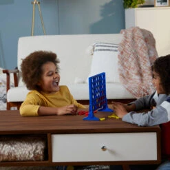 Hasbro Gaming Vier Op 'n Rij -Speelgoed Verkoop Winkel 1105857 bcfdbc7b