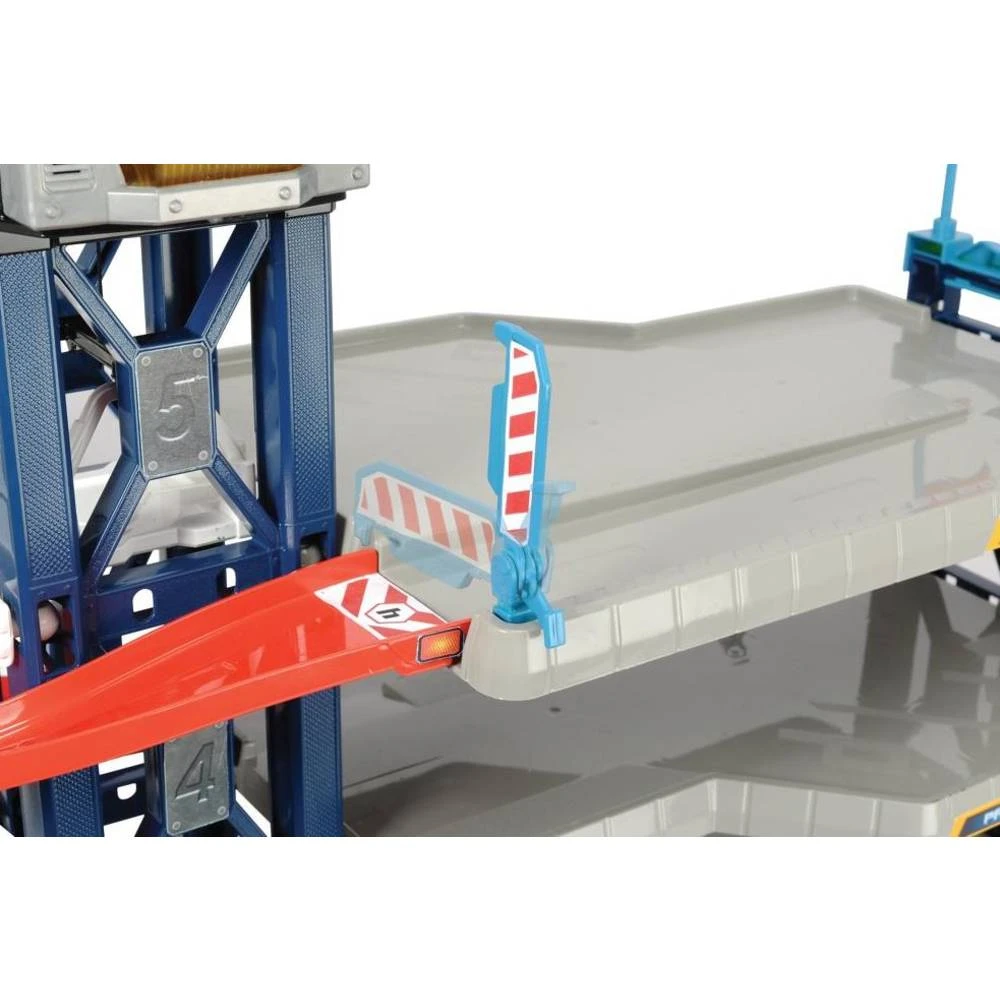 No Brand Parkeergarage Met 4 Verdiepingen 6 No Brand Parkeergarage Met 4 Verdiepingen - Afbeelding 6